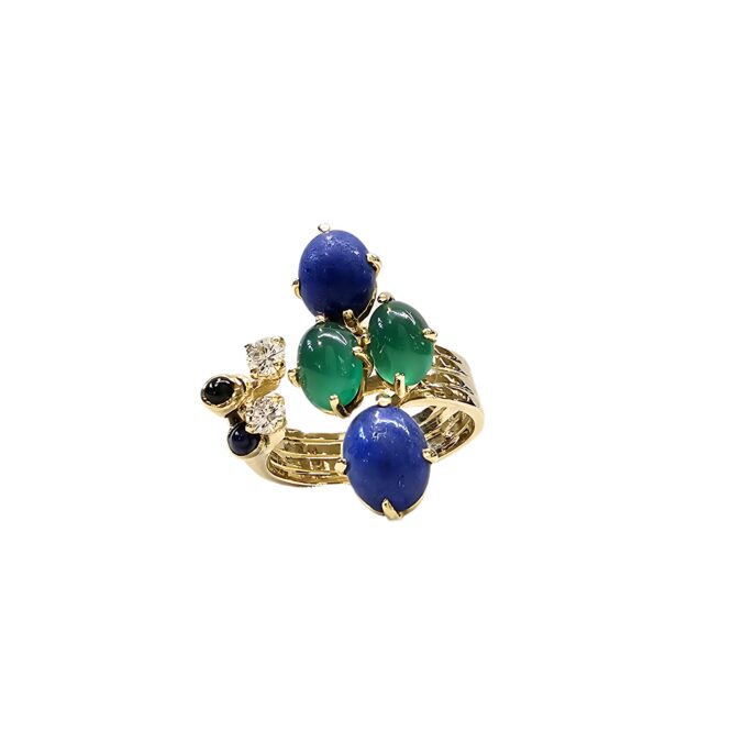 Bague "Graphique" originale en or jaune 18 carats, diamants lapis lazuli et chrysoprases